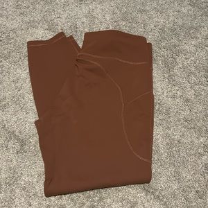 Lululemon leggings with Pockets